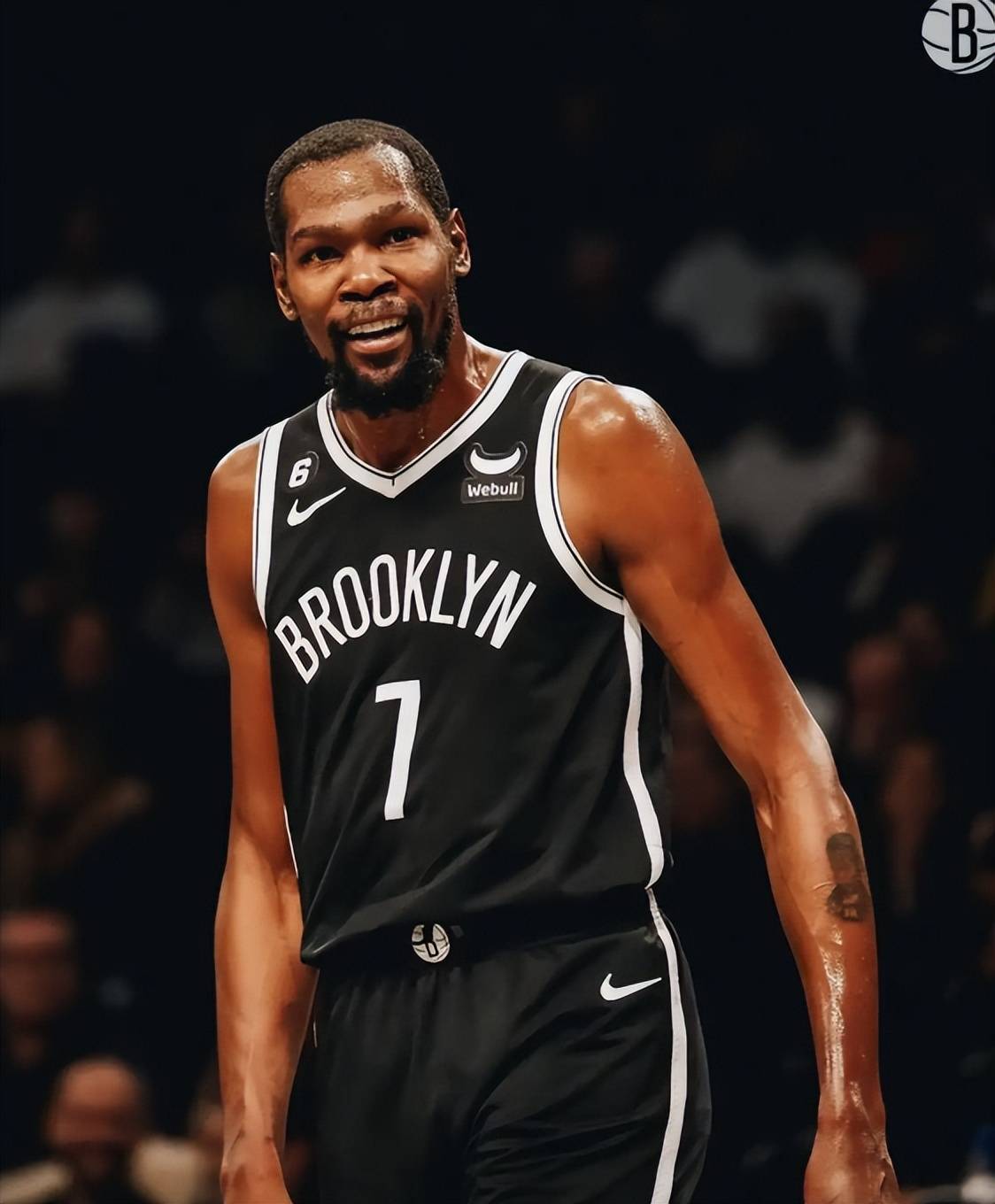 杜兰特连续三场比赛得分超过比分优势明显，皇家马德里挑战极限！的简单介绍