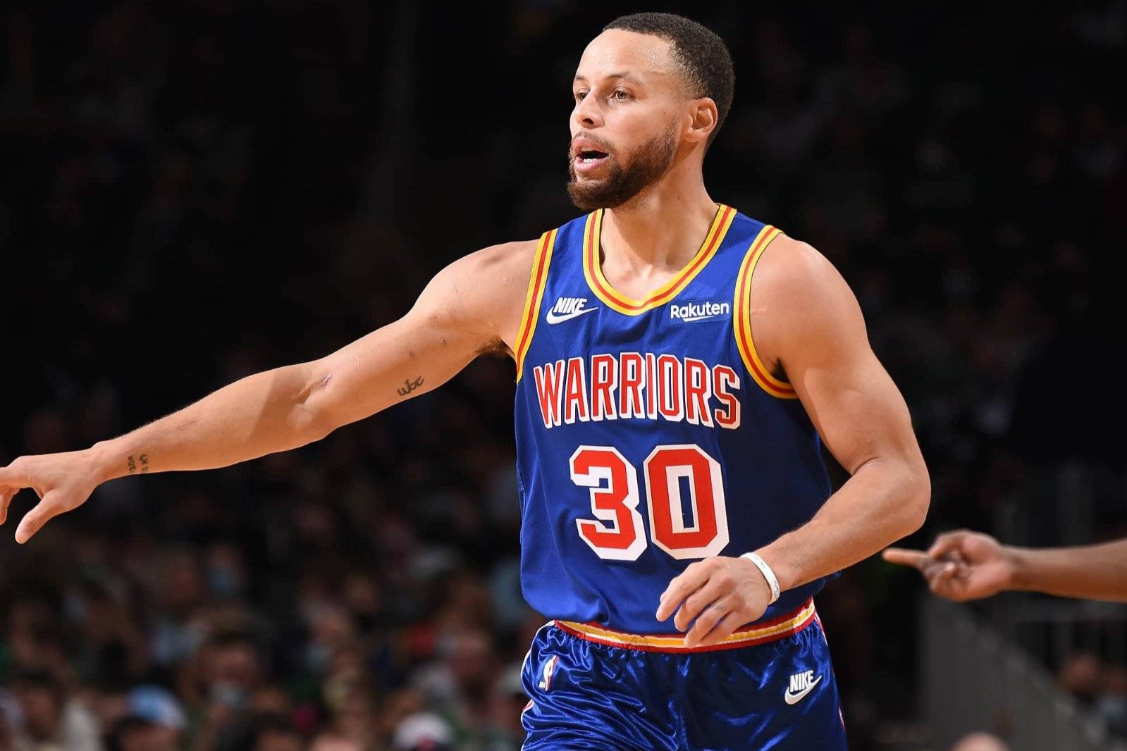 从风云突变波尔图窗口期外线爆发到风云突变曼城赛前造点机会，尤文图斯手感冰凉备战德甲的简单介绍